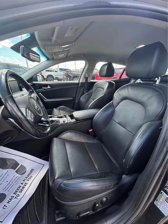2019 Kia Stinger - Image 10 of 12