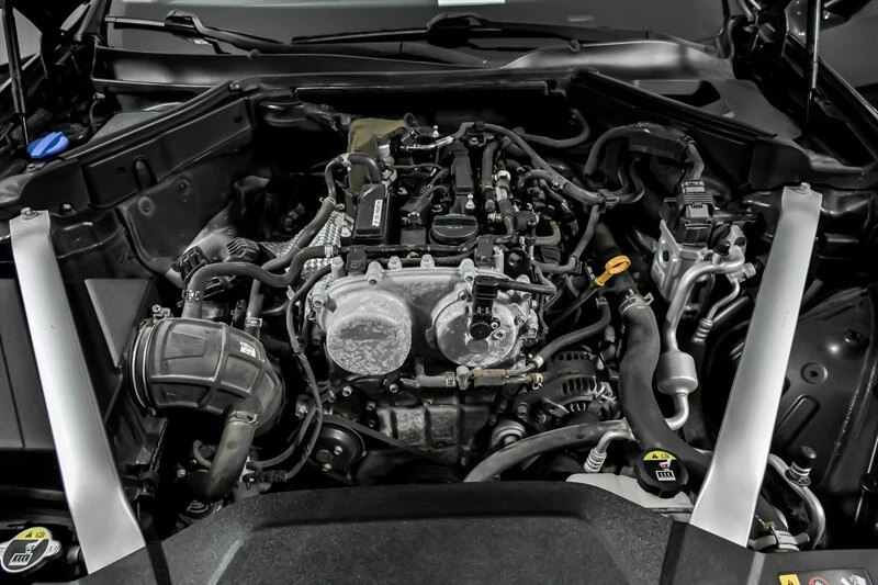 2019 Kia Stinger - Image 16 of 21