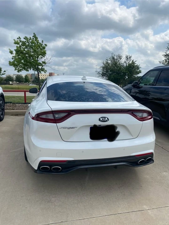 2019 Kia Stinger - Image 3 of 7