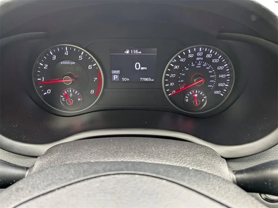 2019 Kia Stinger GT - Image 8 of 10