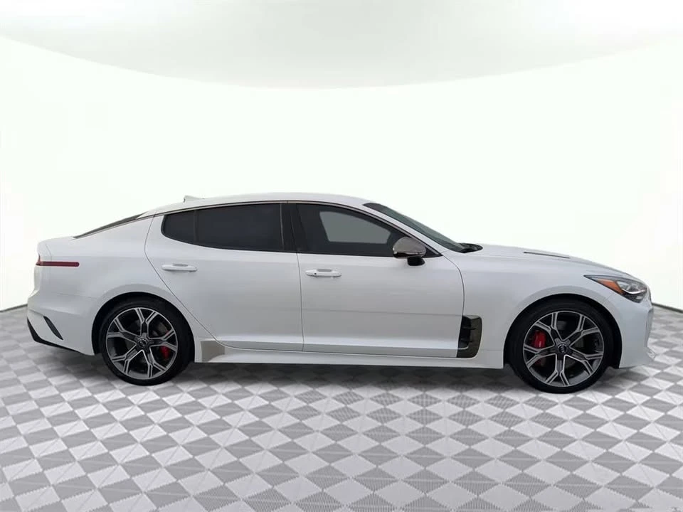 2019 Kia Stinger GT - Image 2 of 10