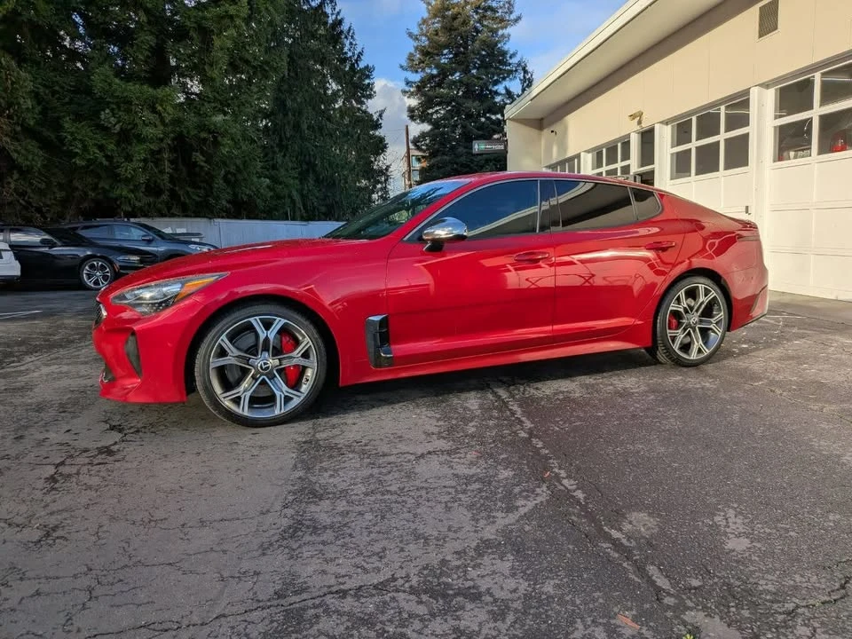 2019 Kia Stinger GT - Image 10 of 20