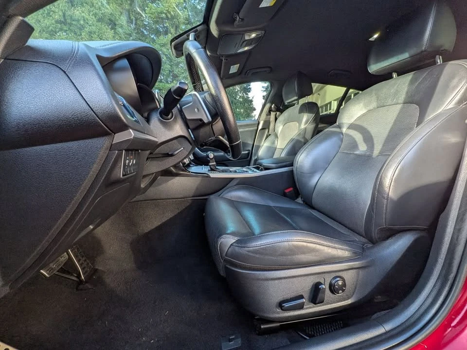 2019 Kia Stinger GT - Image 15 of 20