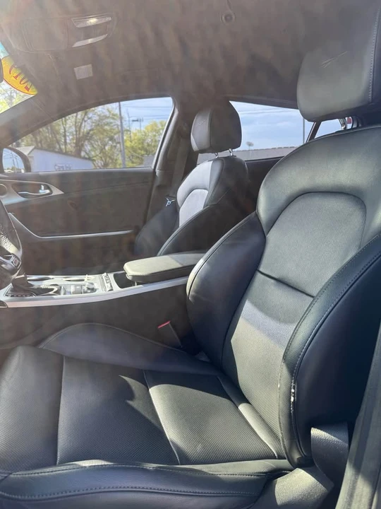 2019 Kia Stinger GT - Image 6 of 9