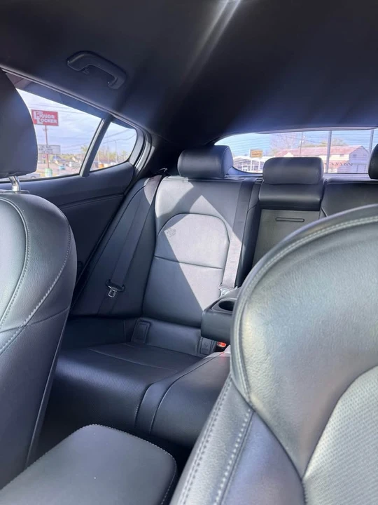 2019 Kia Stinger GT - Image 8 of 9