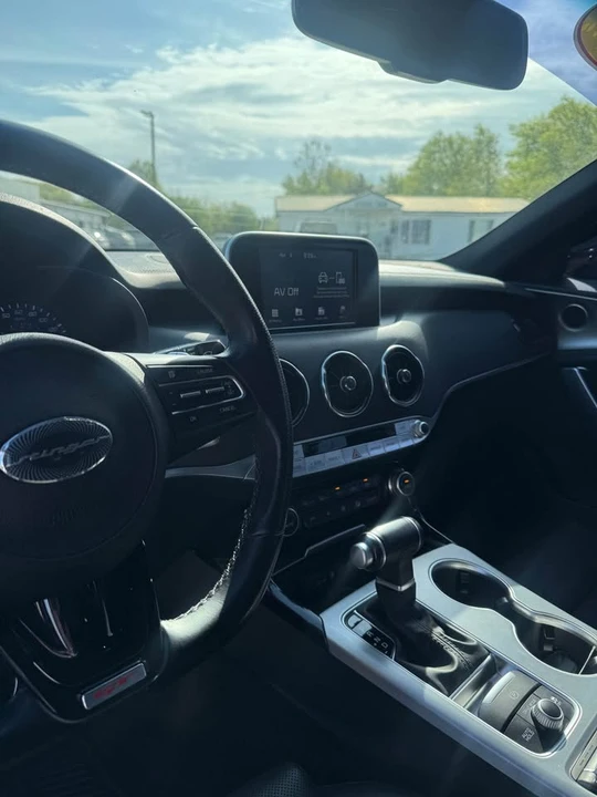 2019 Kia Stinger GT - Image 7 of 9