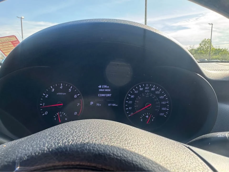 2019 Kia Stinger GT - Image 9 of 9