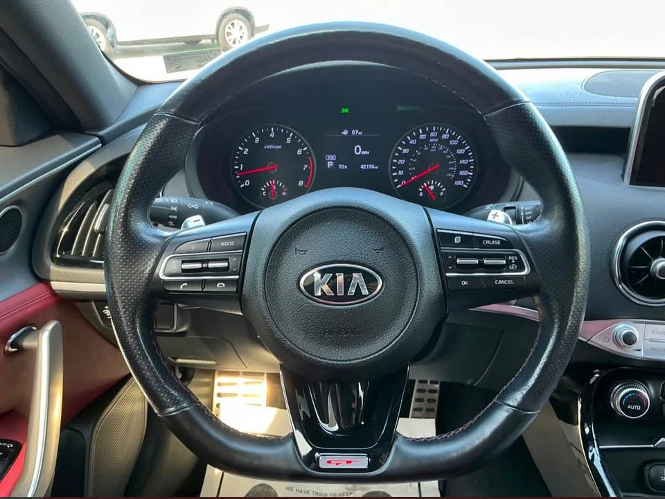 2019 Kia Stinger GT - Image 12 of 16