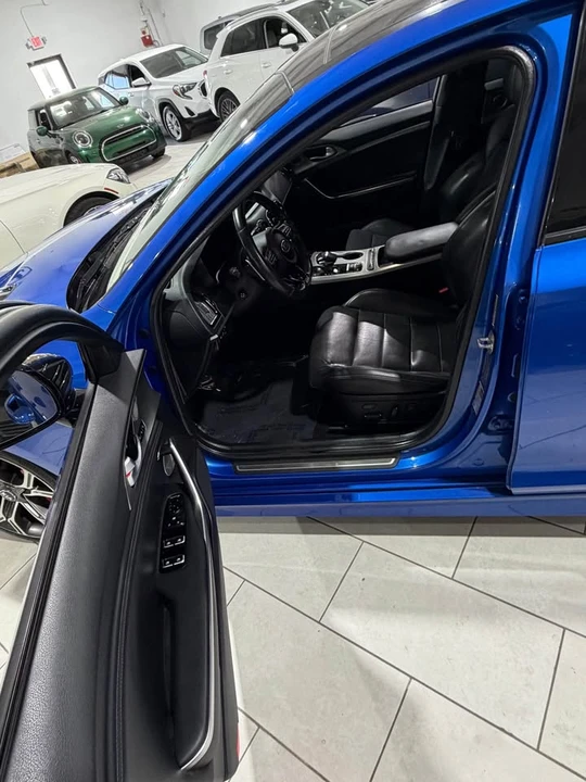 2019 Kia Stinger GT - Image 5 of 11