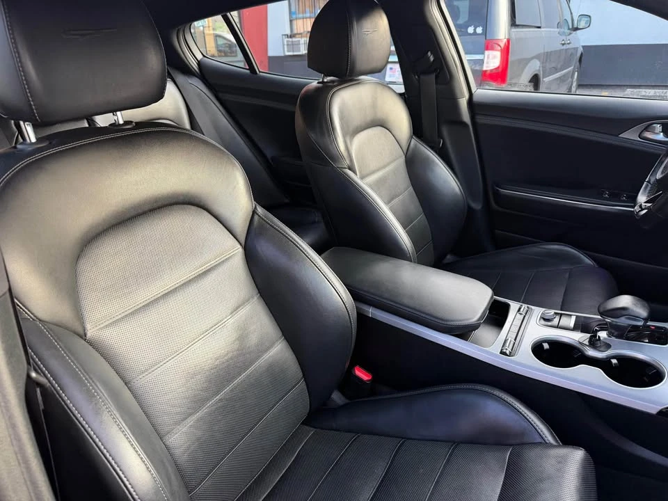 2019 Kia Stinger GT - Image 16 of 19