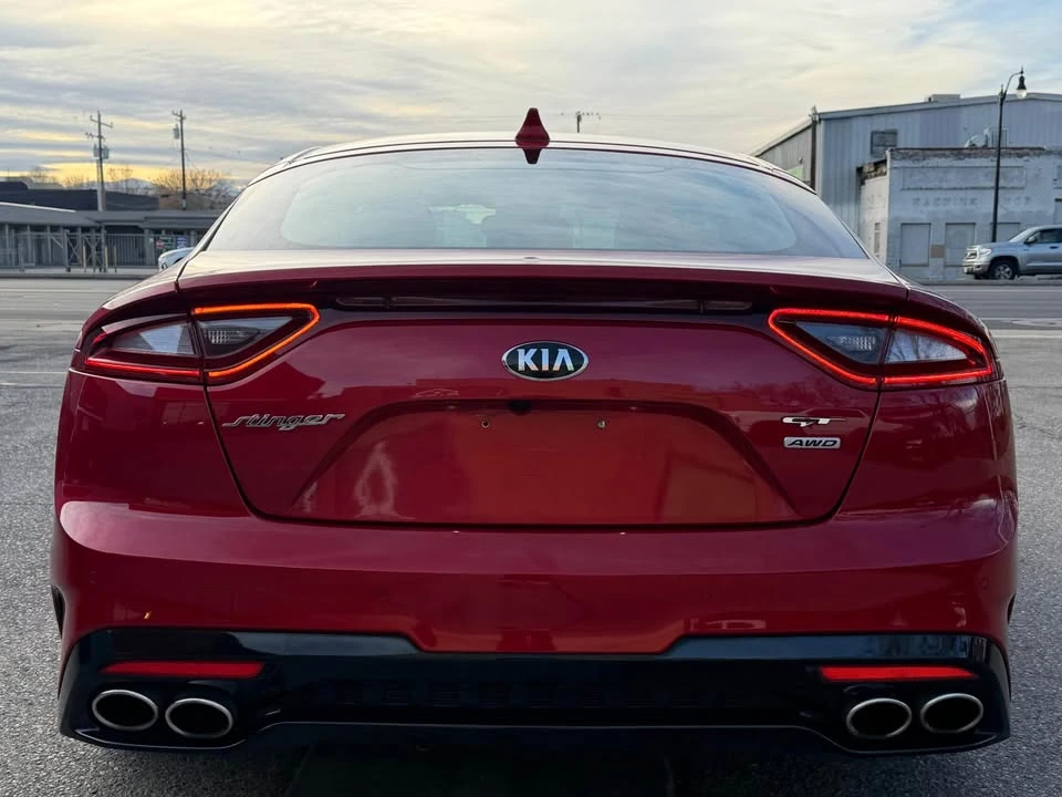 2019 Kia Stinger GT - Image 8 of 19
