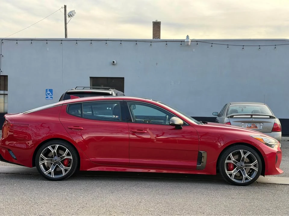 2019 Kia Stinger GT - Image 5 of 19