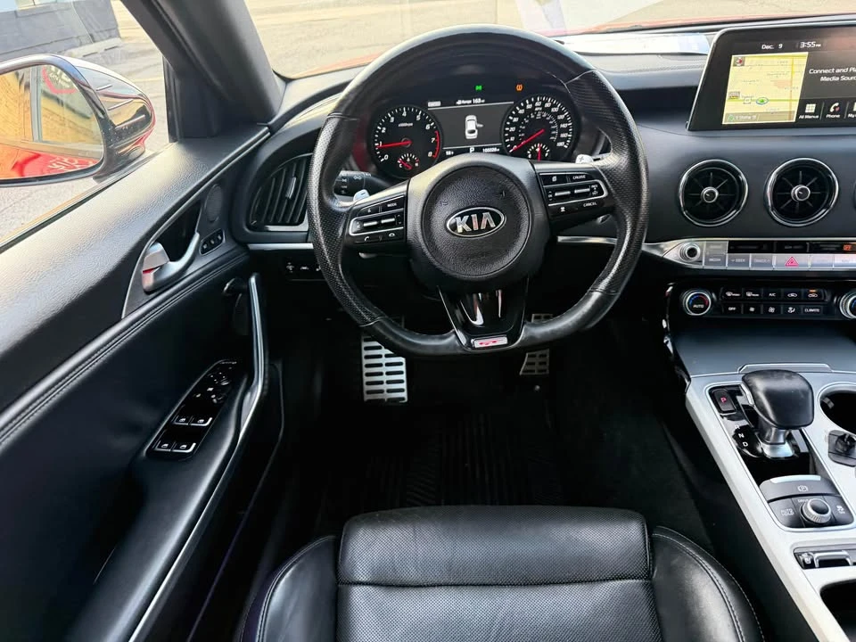 2019 Kia Stinger GT - Image 10 of 19