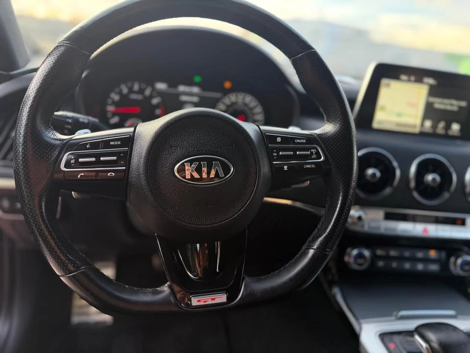 2019 Kia Stinger GT - Image 14 of 19