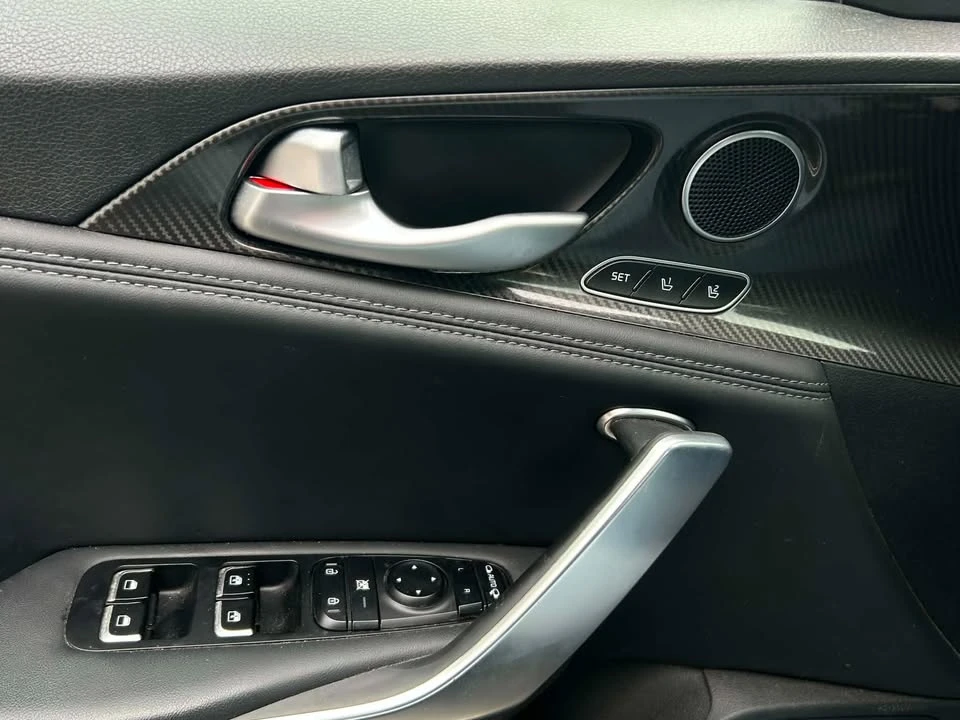 2019 Kia Stinger GT - Image 14 of 14