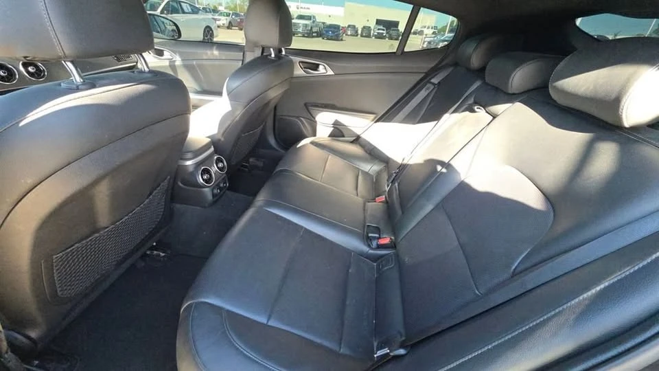 2019 Kia Stinger GT - Image 13 of 20