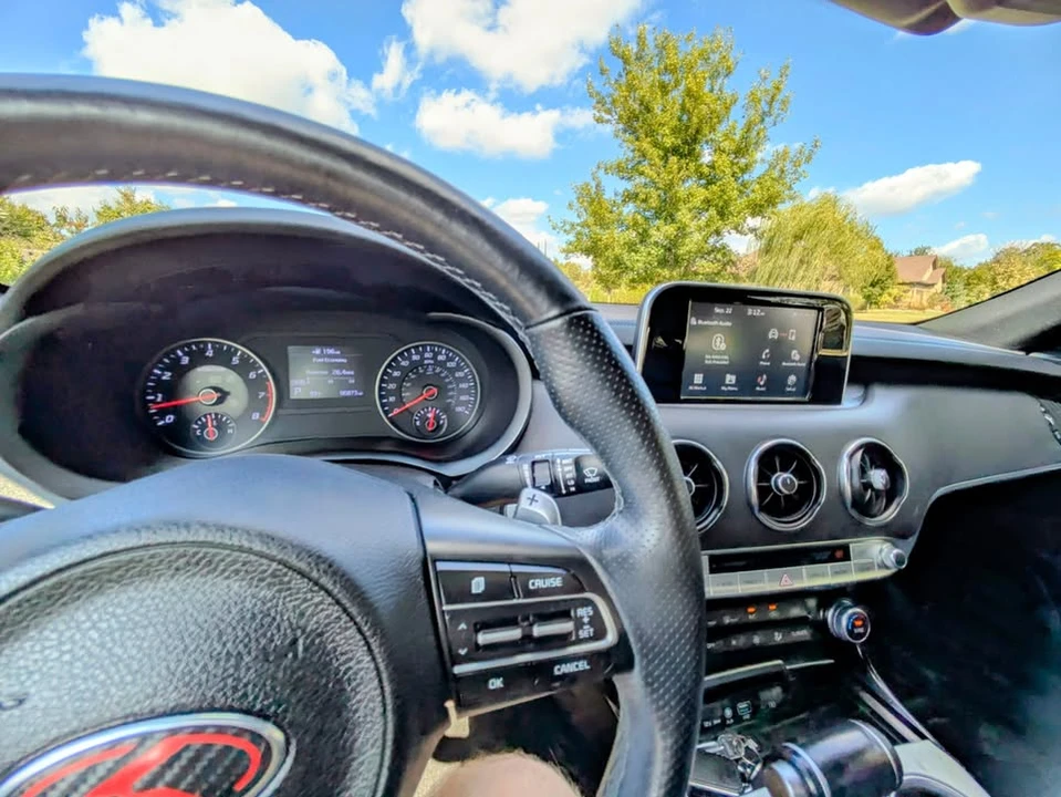 2019 Kia Stinger GT - Image 19 of 20