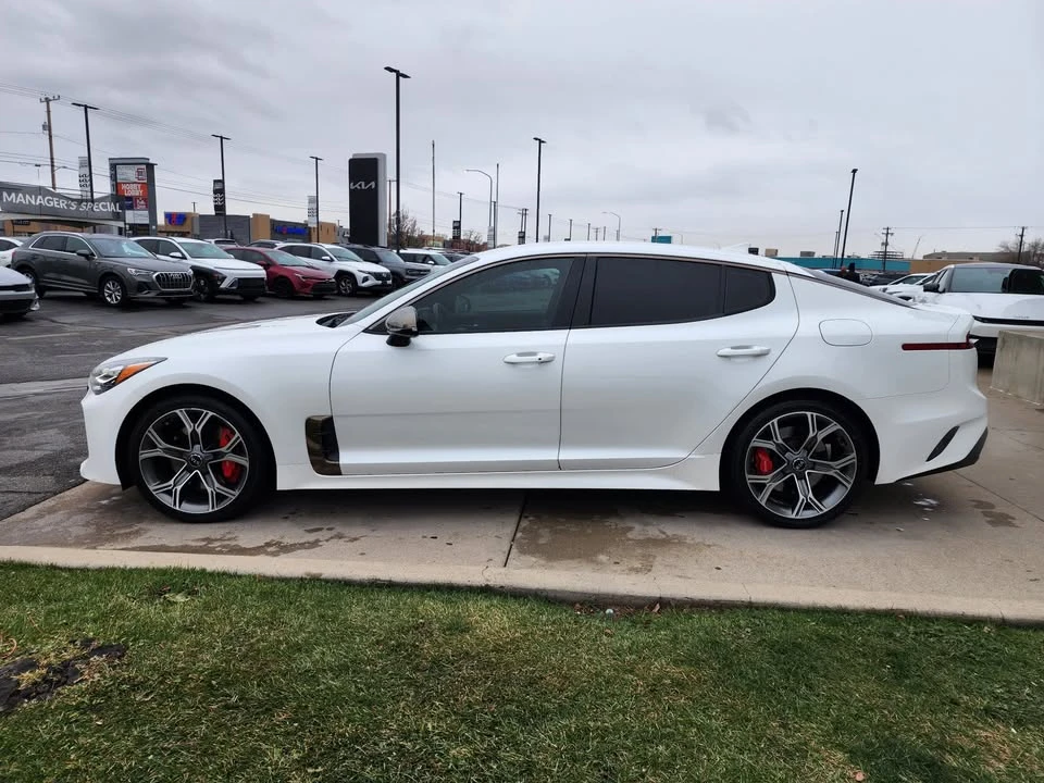2019 Kia Stinger GT - Image 2 of 13