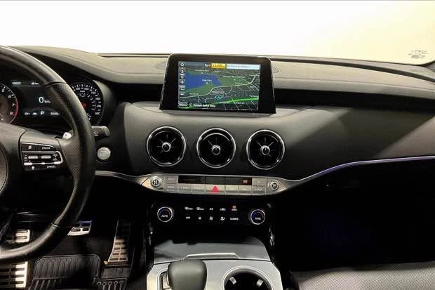 2019 Kia Stinger GT - Image 11 of 13