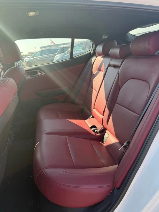2019 Kia Stinger GT - Image 11 of 12