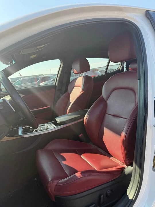 2019 Kia Stinger GT - Image 7 of 12