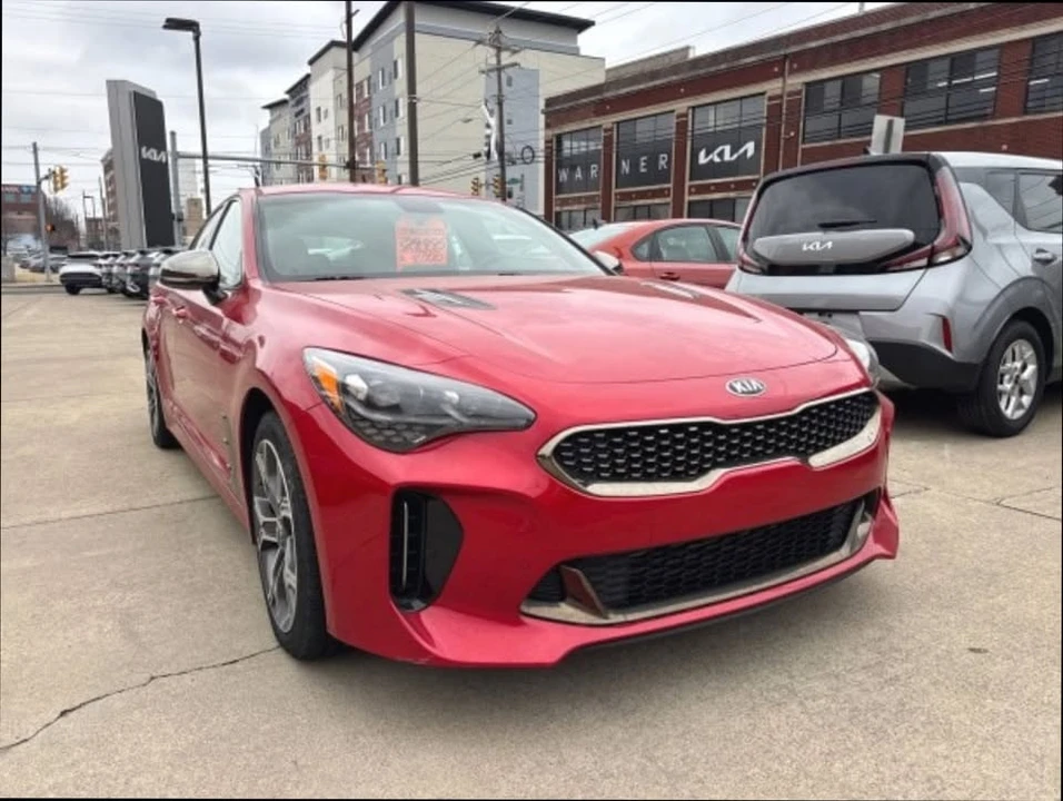 2019 Kia Stinger GT - Image 2 of 2