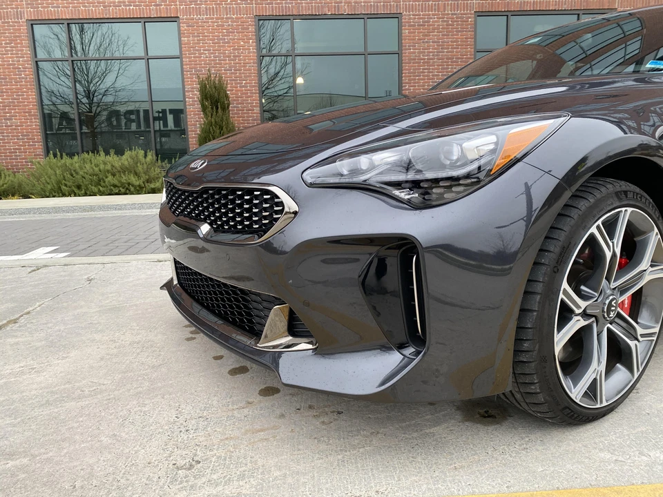 2019 Kia Stinger GT - Image 28 of 31