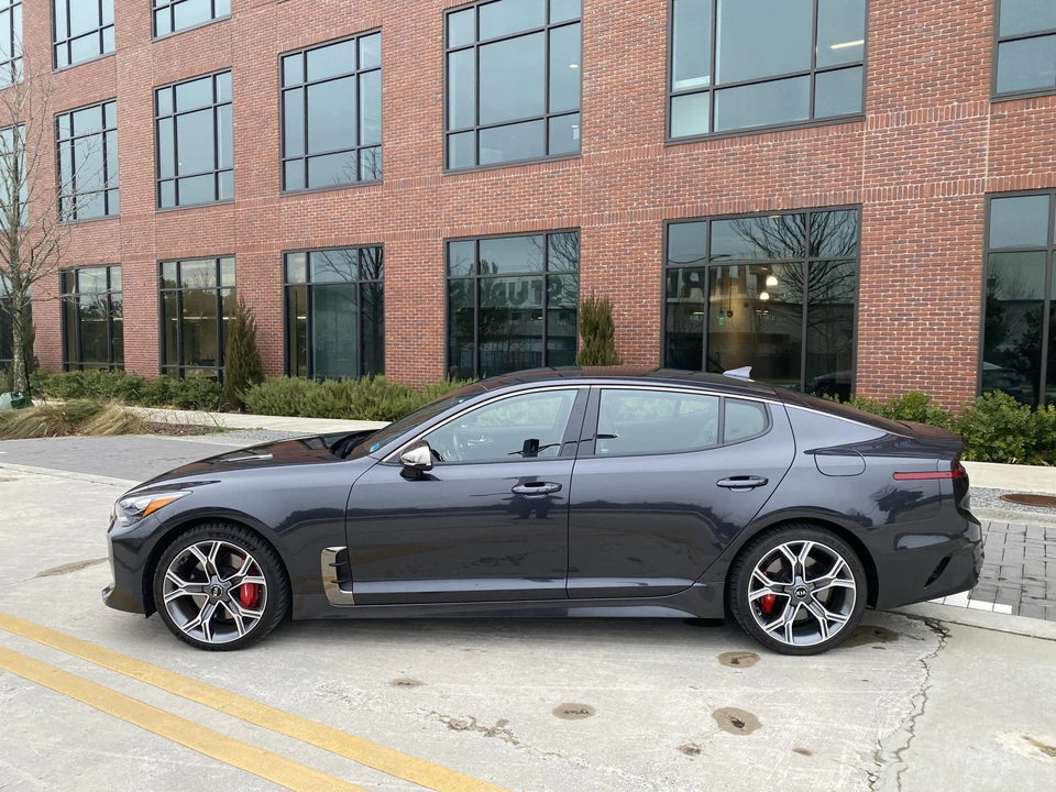 2019 Kia Stinger GT - Image 3 of 31