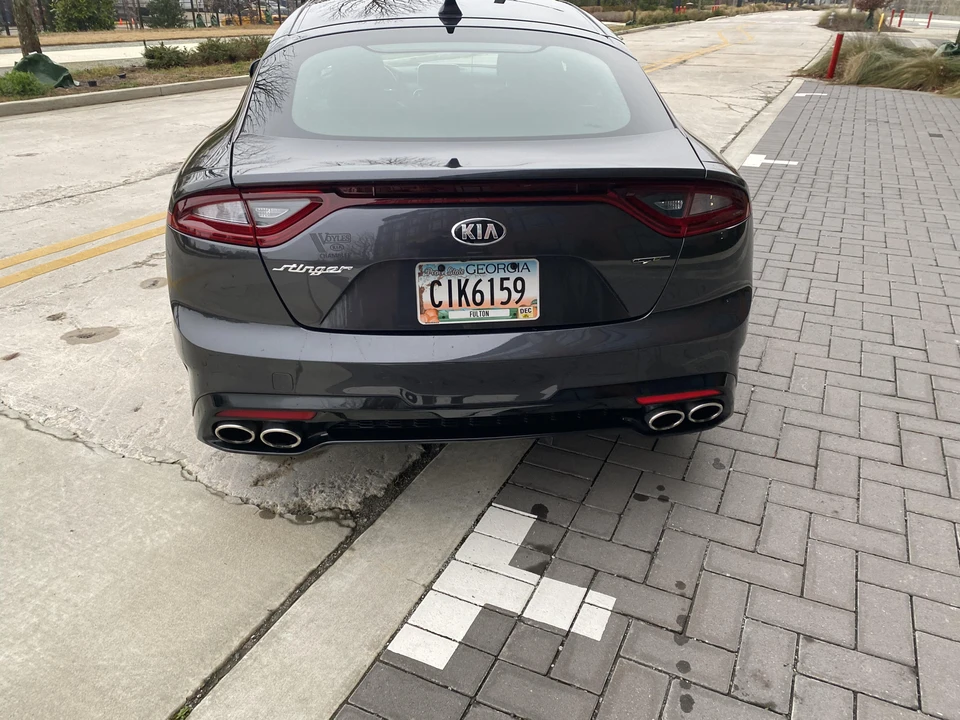 2019 Kia Stinger GT - Image 17 of 31