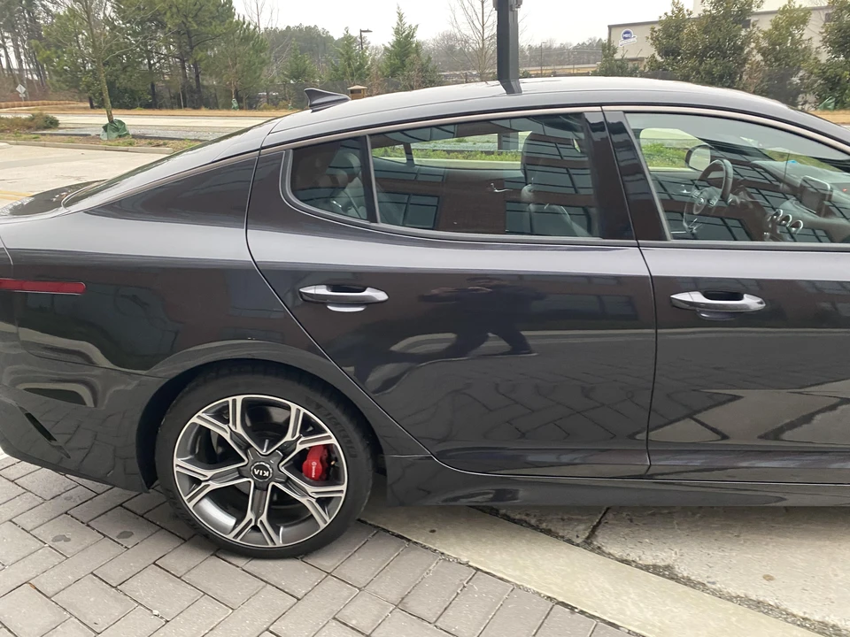 2019 Kia Stinger GT - Image 21 of 31