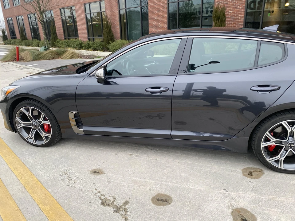 2019 Kia Stinger GT - Image 12 of 31