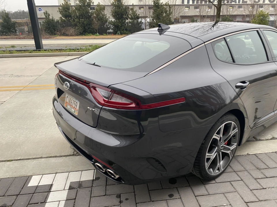 2019 Kia Stinger GT - Image 19 of 31
