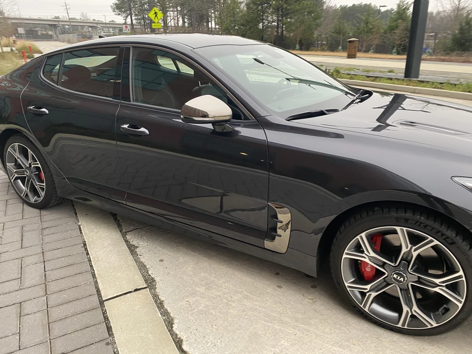 2019 Kia Stinger GT - Image 23 of 31