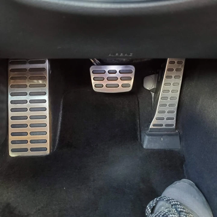 2019 Kia Stinger GT - Image 2 of 11