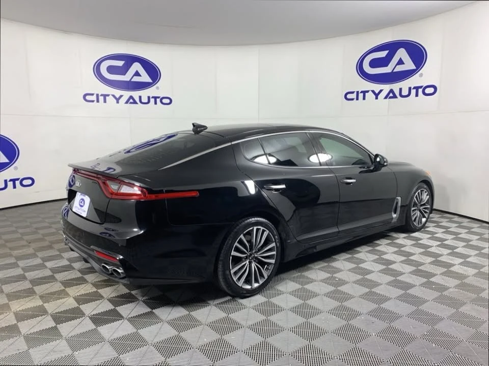 2019 Kia Stinger GT - Image 3 of 12