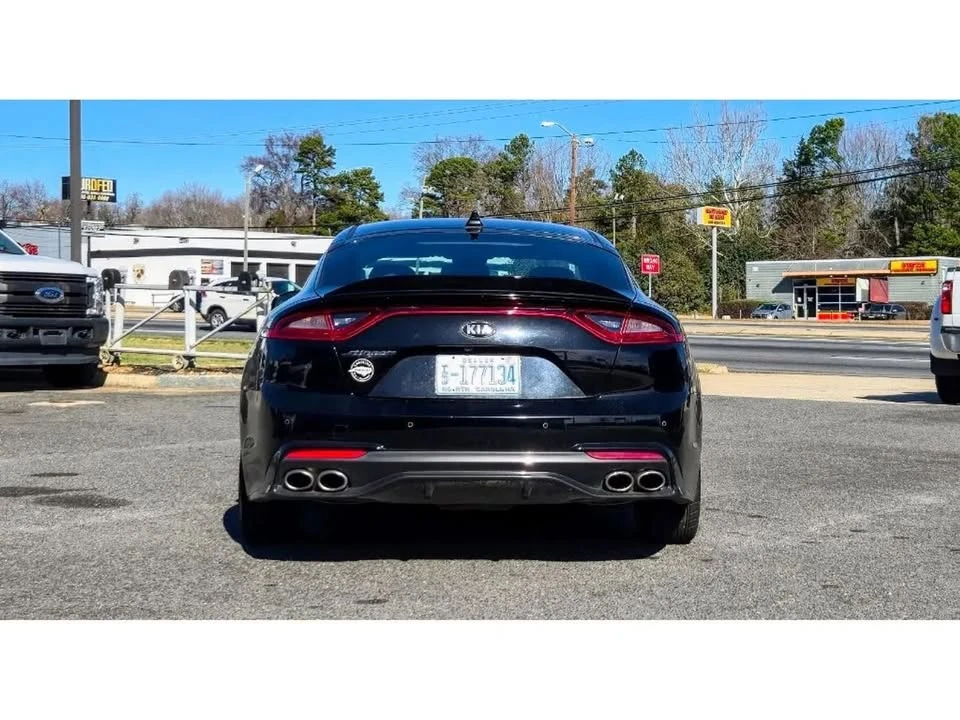 2019 Kia Stinger GT - Image 8 of 19