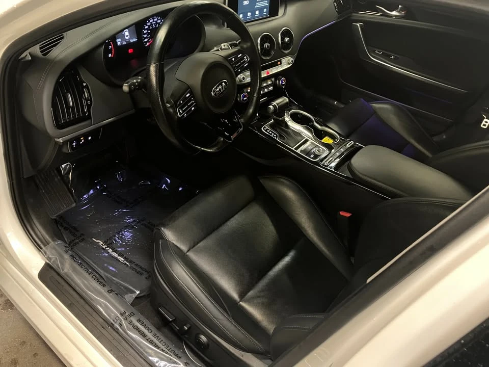 2019 Kia Stinger GT - Image 8 of 15