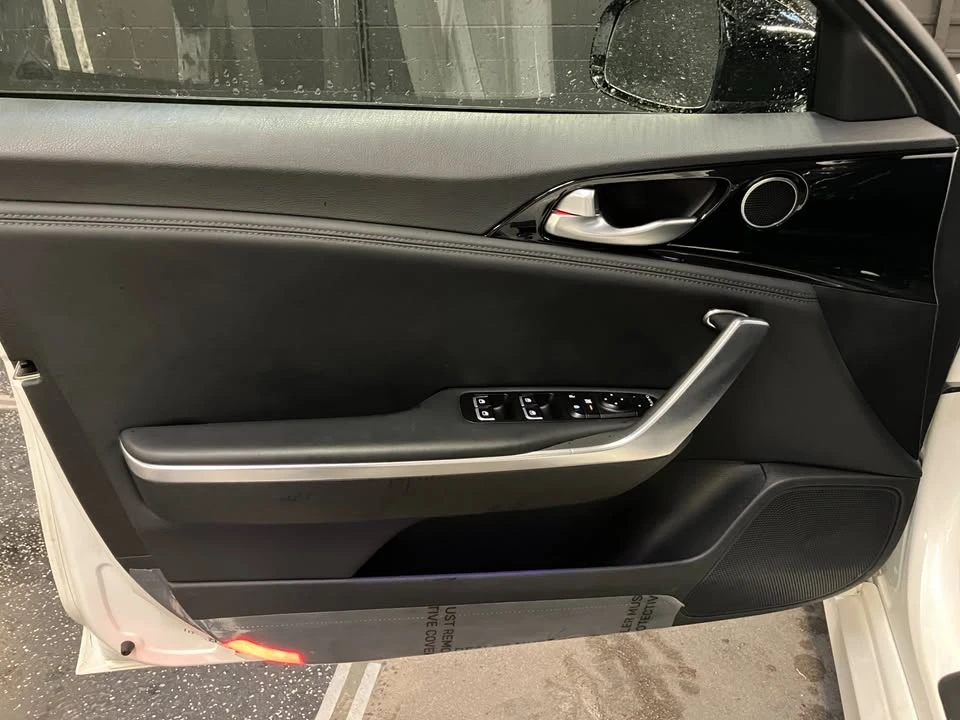2019 Kia Stinger GT - Image 7 of 15