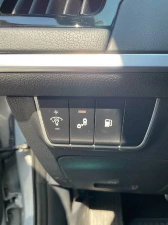 2019 Kia Stinger GT - Image 8 of 15