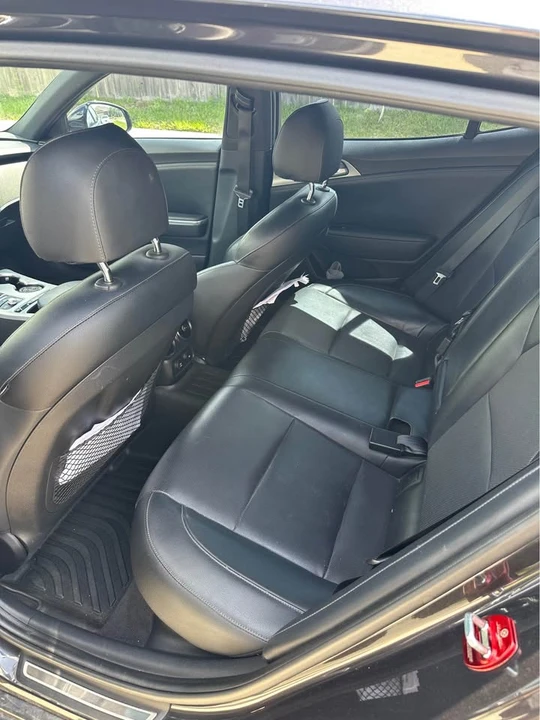 2019 Kia Stinger - Image 5 of 6