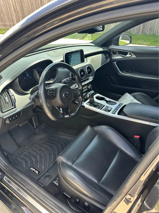 2019 Kia Stinger - Image 4 of 6