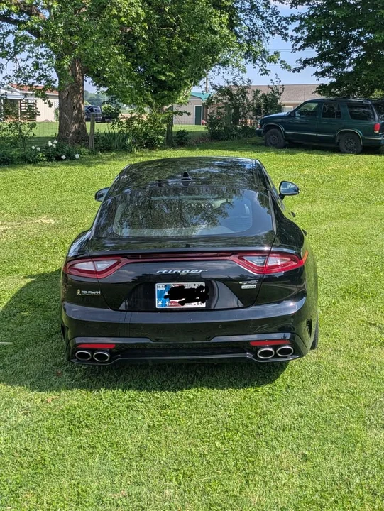 2019 Kia Stinger - Image 18 of 18
