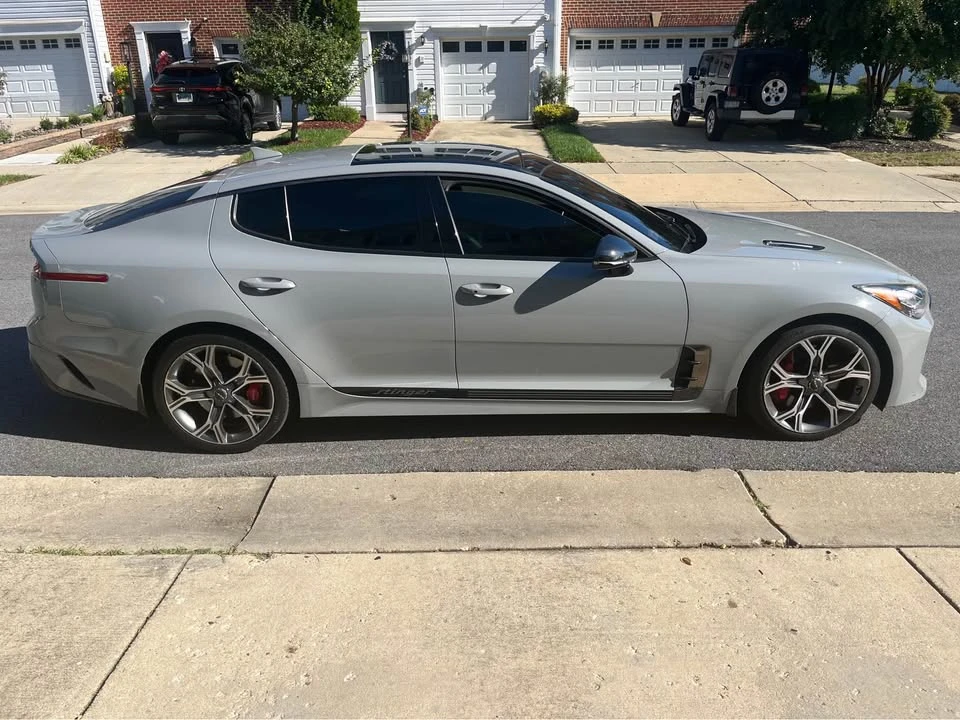 2019 Kia Stinger GT - Image 4 of 10
