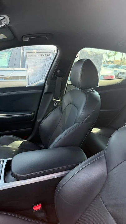 2019 Kia Stinger GT - Image 8 of 9