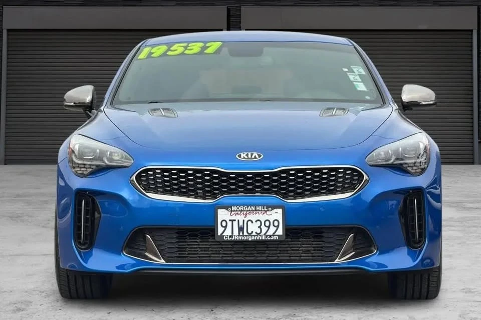 2019 Kia Stinger GT - Image 10 of 20