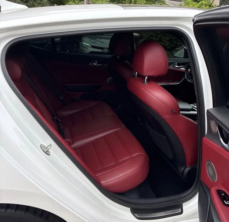 2019 Kia Stinger GT - Image 7 of 9