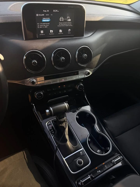 2019 Kia Stinger GT - Image 12 of 14