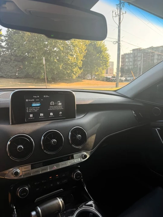 2019 Kia Stinger GT - Image 14 of 14