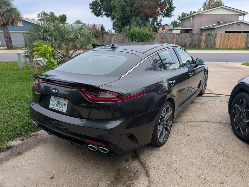 2019 Kia Stinger GT - Image 2 of 4