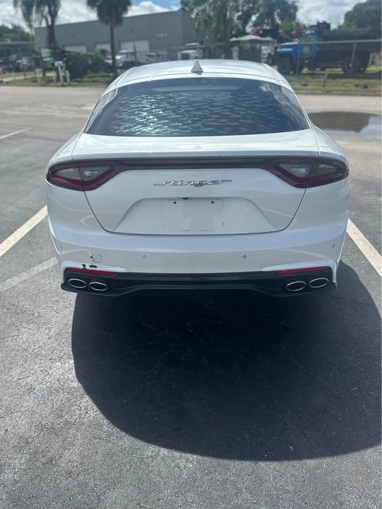 2019 Kia Stinger GT - Image 4 of 13